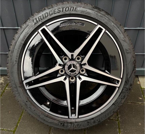 Jeu de roues d'hiver Mercedes 18 pouces
