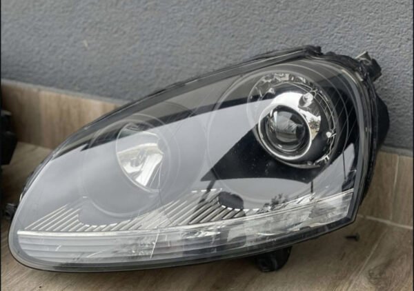 Phare Golf 5 MK5