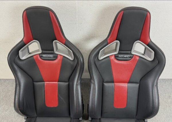 Recaro Sport Seats – Noir