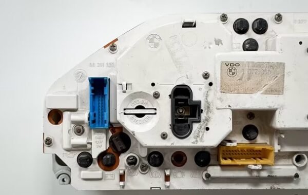 Combiné d’instruments BMW M3 E30